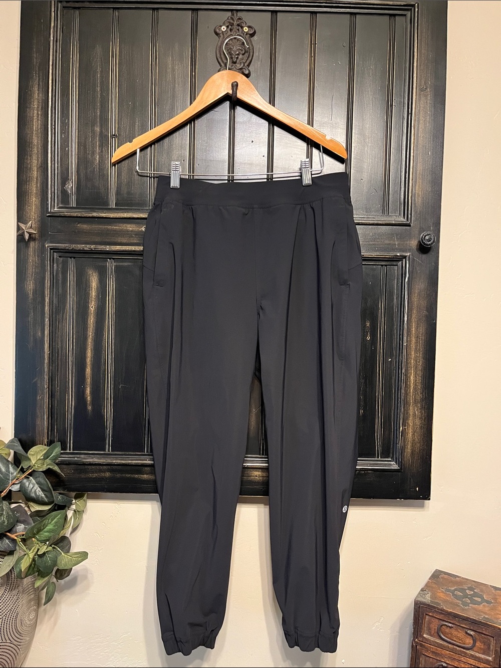 Lululemon Dance Studio Mid Rise Jogger Full Length